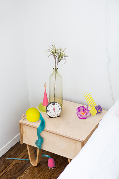 Playful bodybrushes on a nightstand